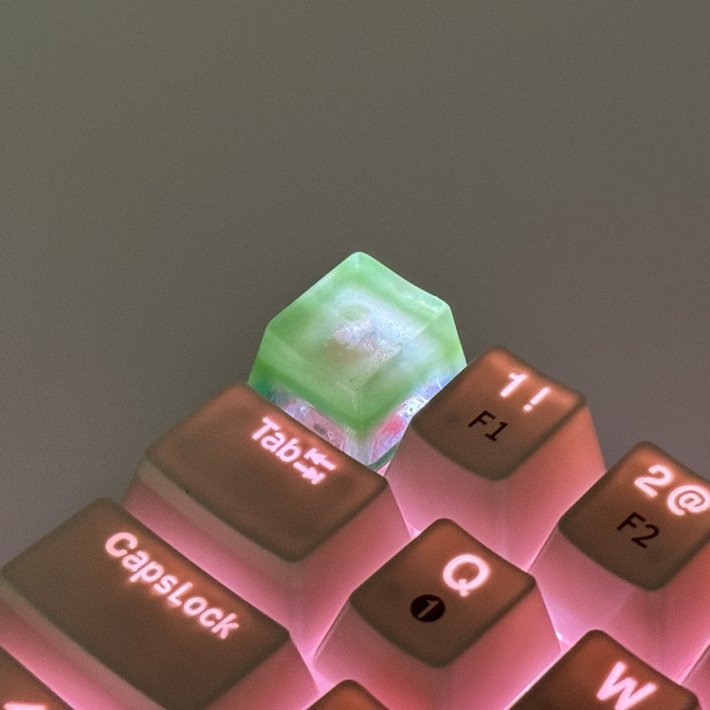 【キーキャップ】ヒカリゴケ(蓄光)