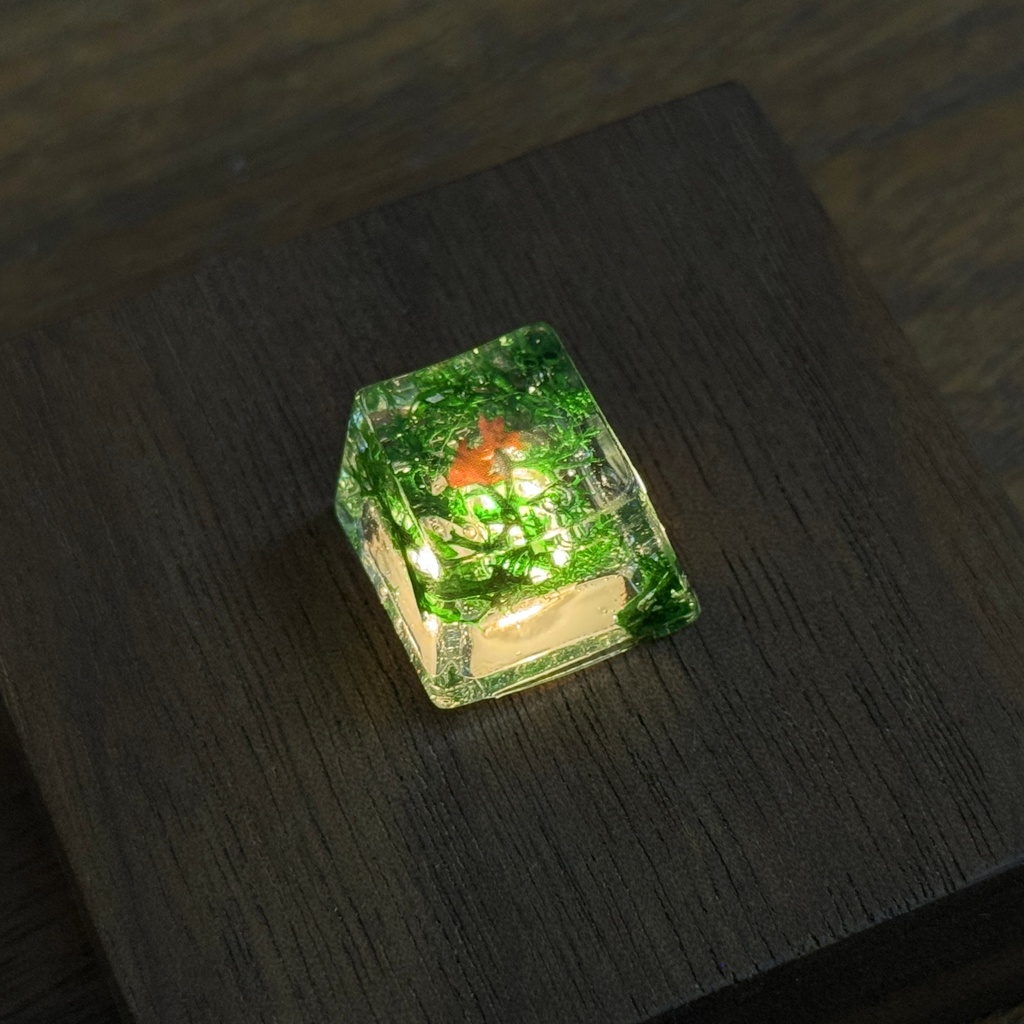 【キーキャップ】金魚と水草_02