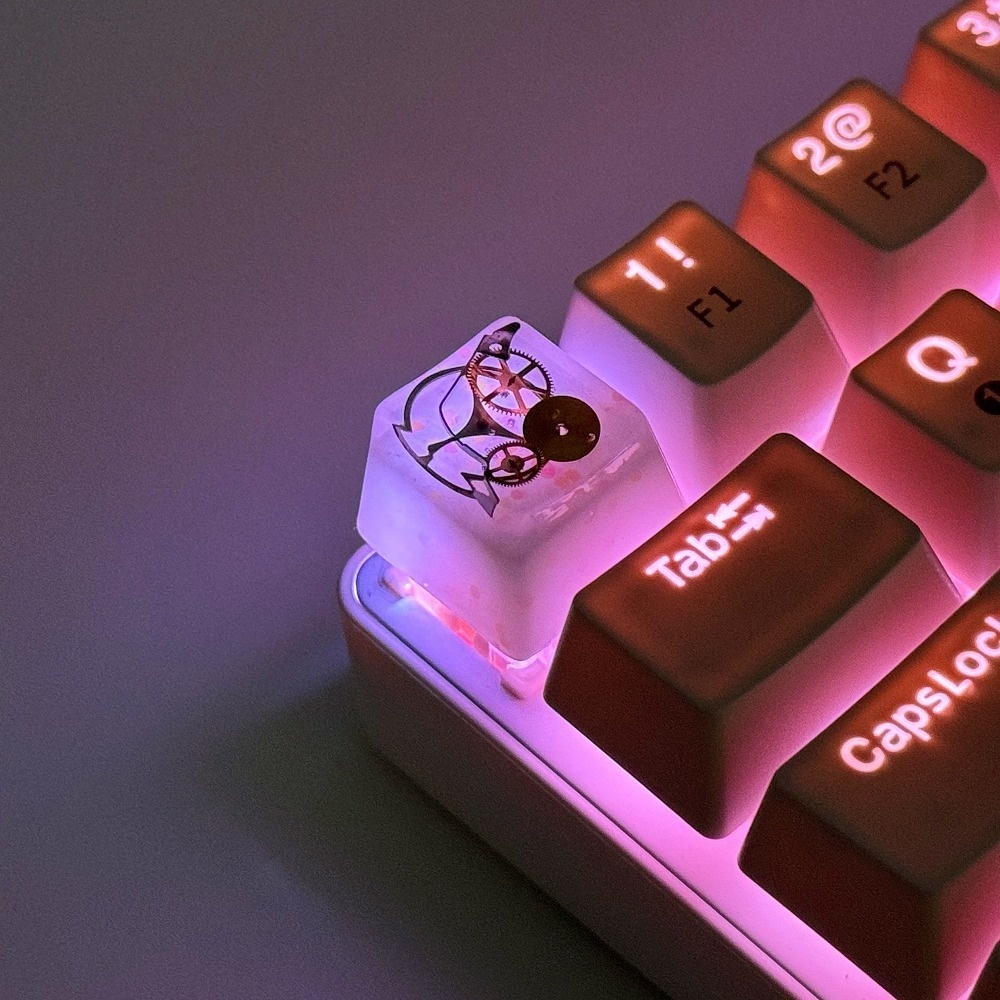 【キーキャップ】スチームパンク(白・蓄光)