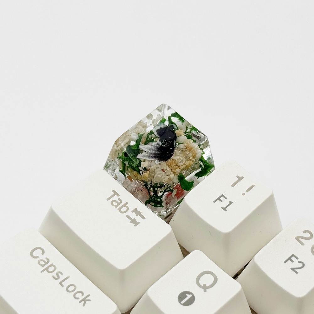 【キーキャップ】黒金魚