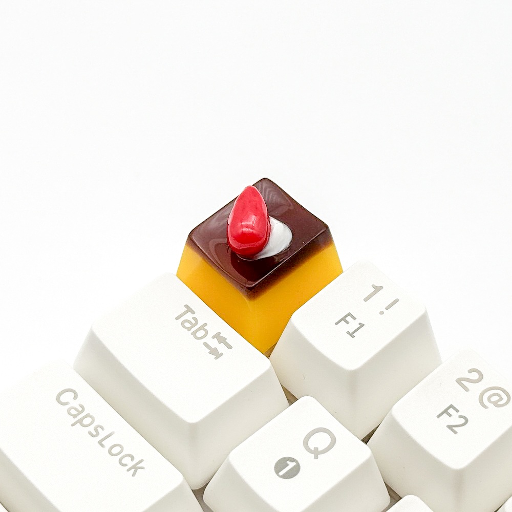 【キーキャップ】苺と生クリームのカスタードプリン
