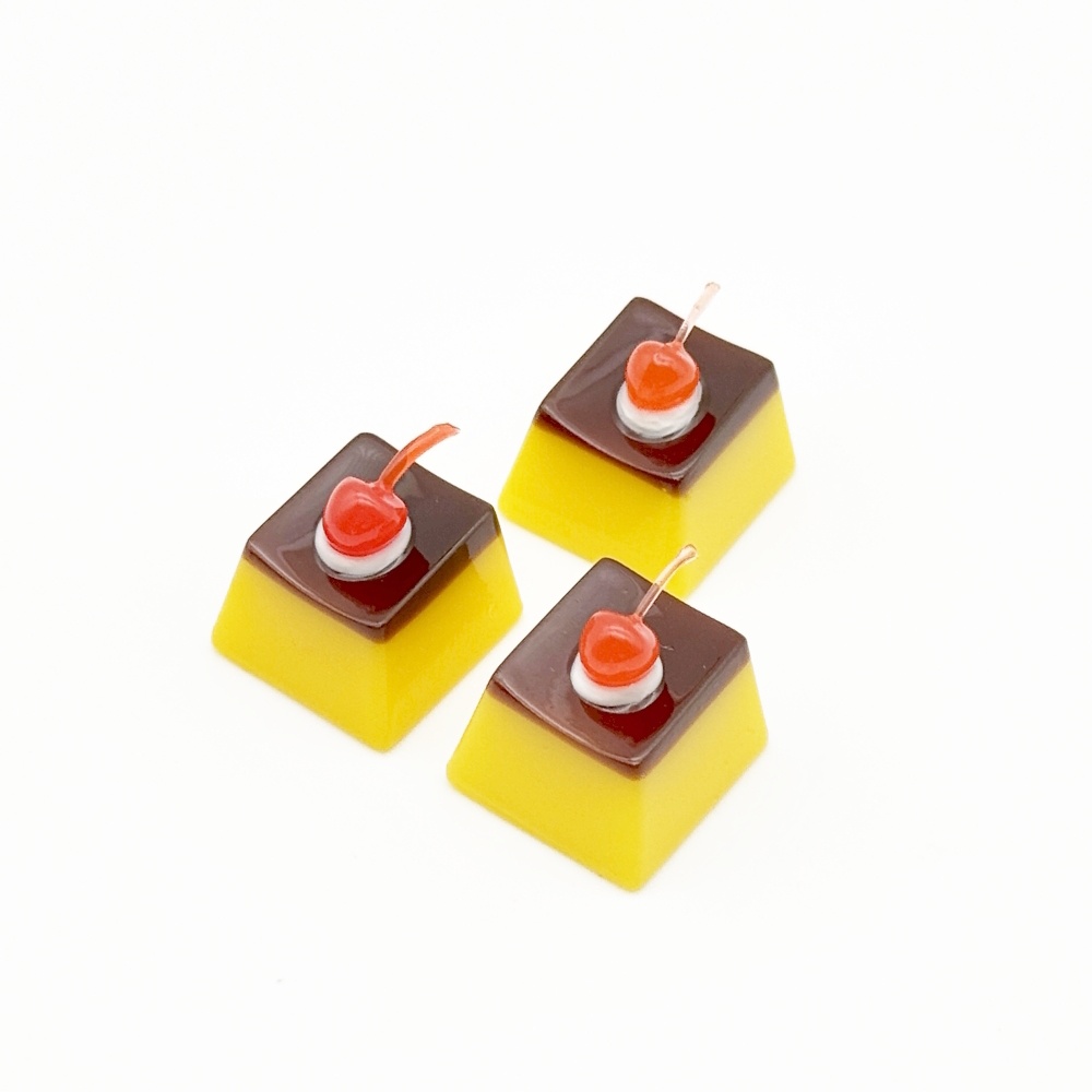 小さな職人の作品☆カスタードプリン風キーキャップ