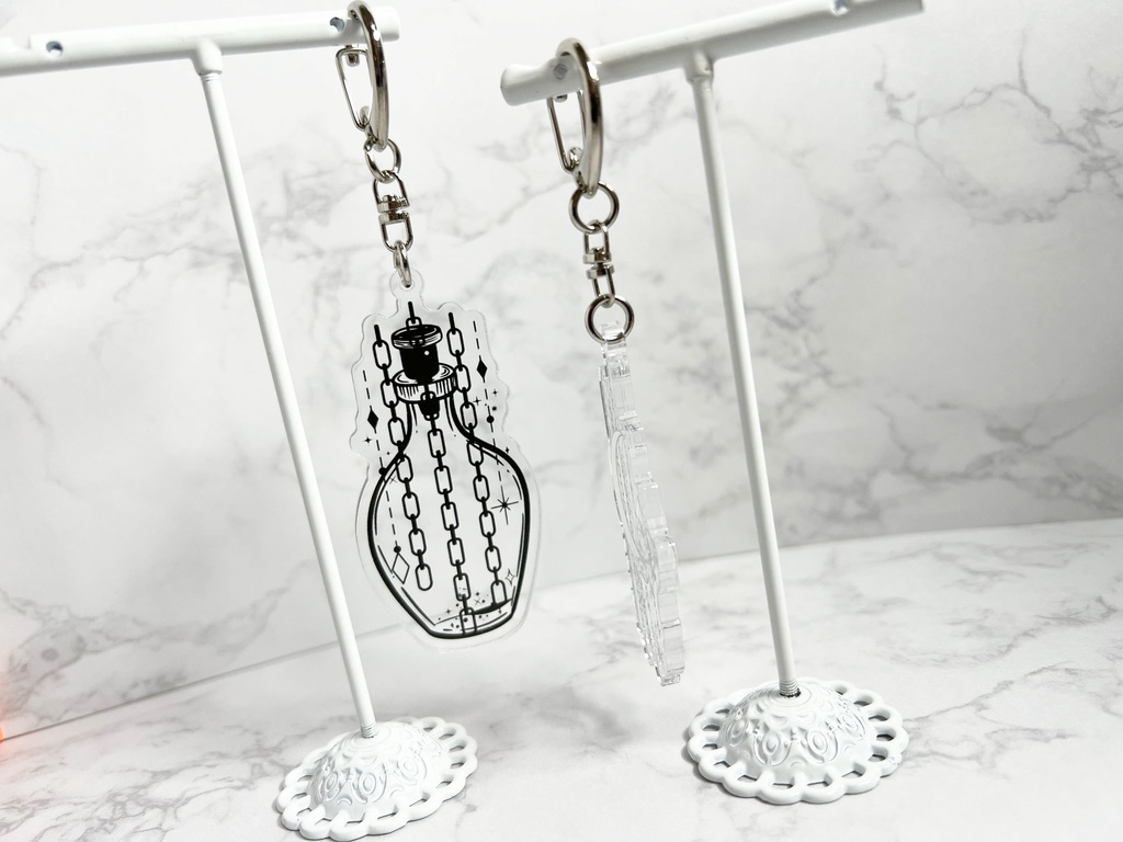 魔法の鎖壺アクキー