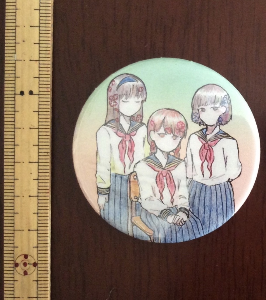 女学生缶バッジ