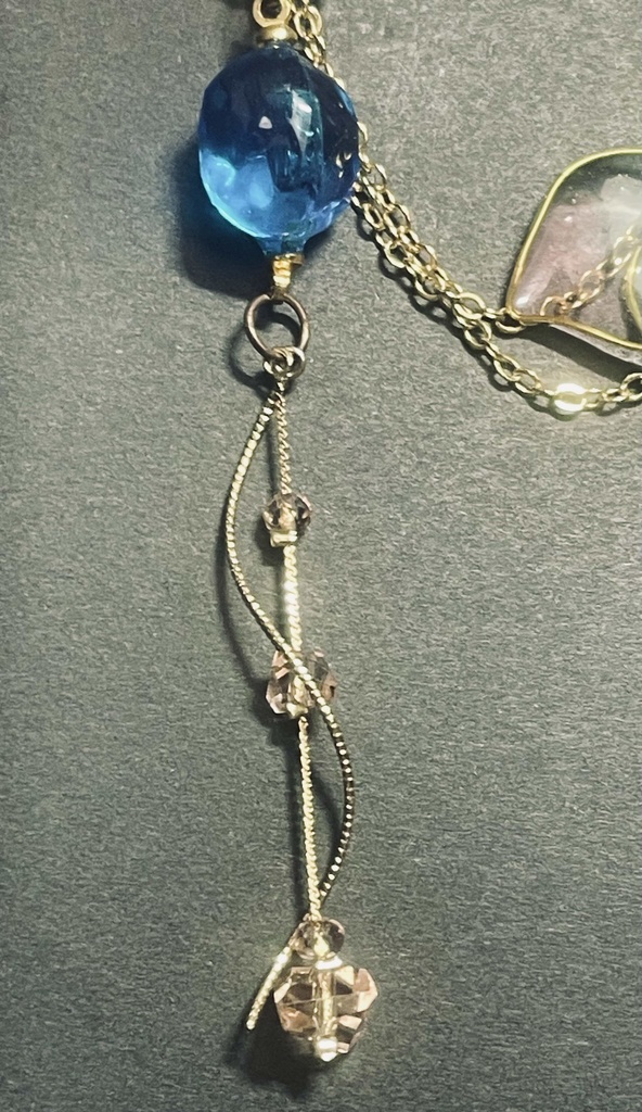 イメージアクセサリー「ニィロウ」