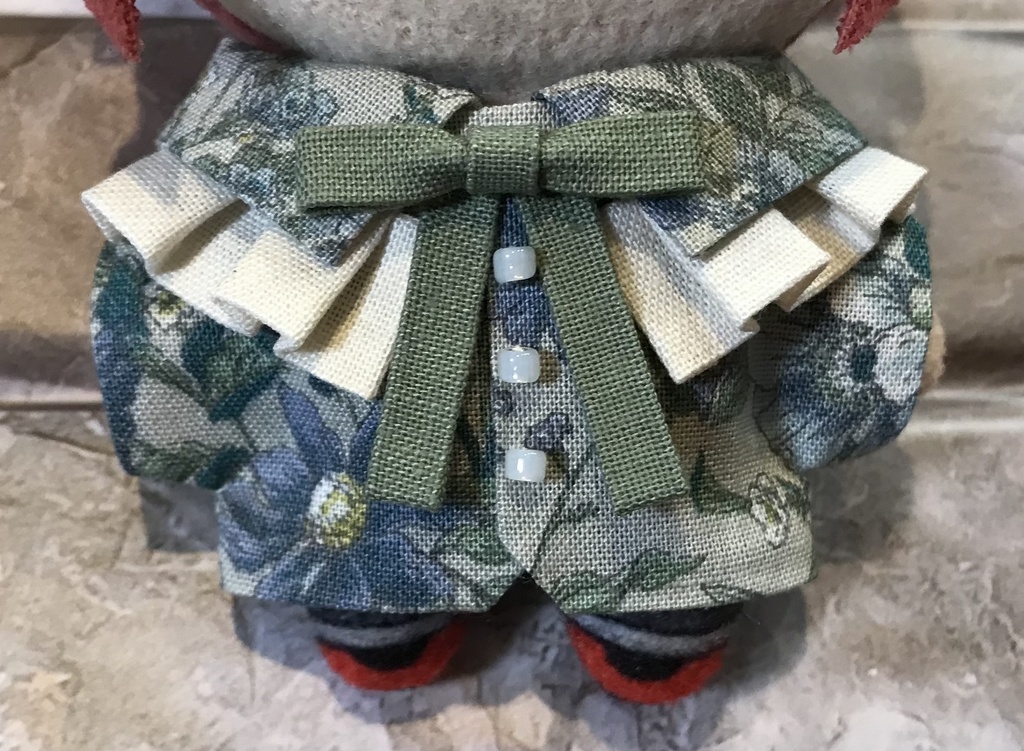 ひらひらリボンシャツ