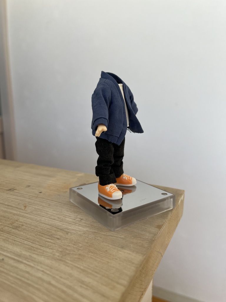 ねんどろいど　紺色ジャケット　ジーンズ３点セット