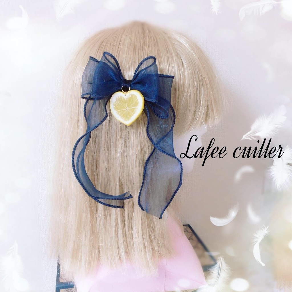 ふんわりリボン。フリルリボンヘアクリップ