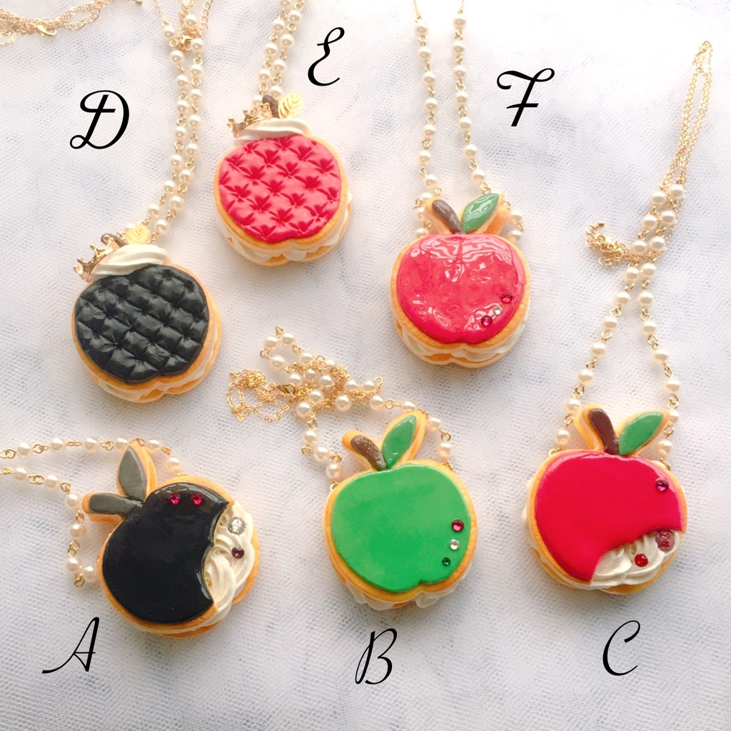 アップルクッキーネックレス