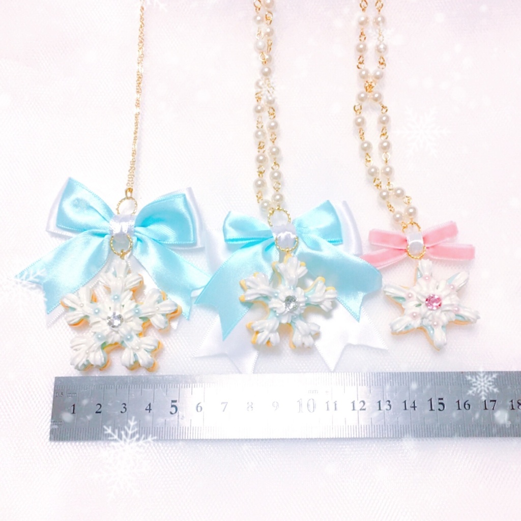 snow crystalクッキーネックレス
