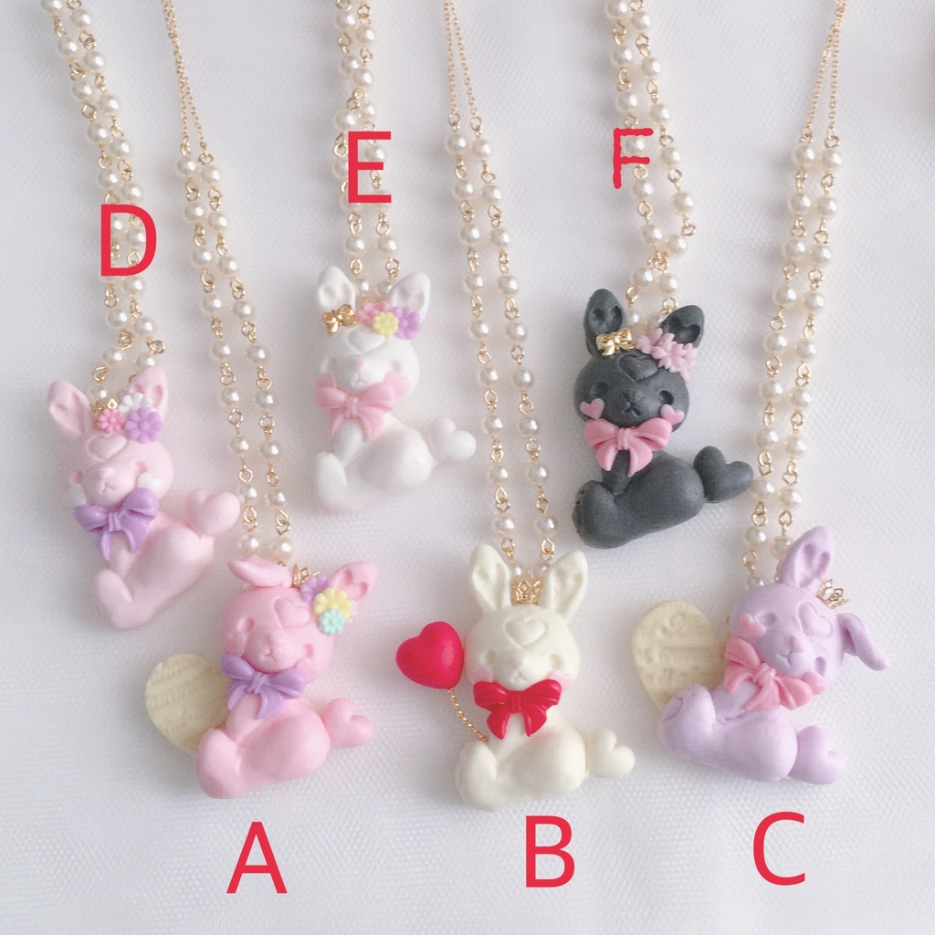 ラブうさネックレス(画像1枚目)