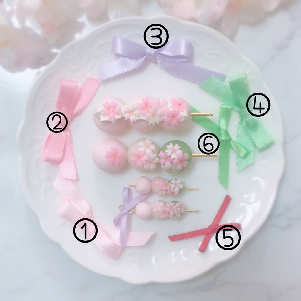 ⭐︎即納⭐︎お花見桜団子ネックレス