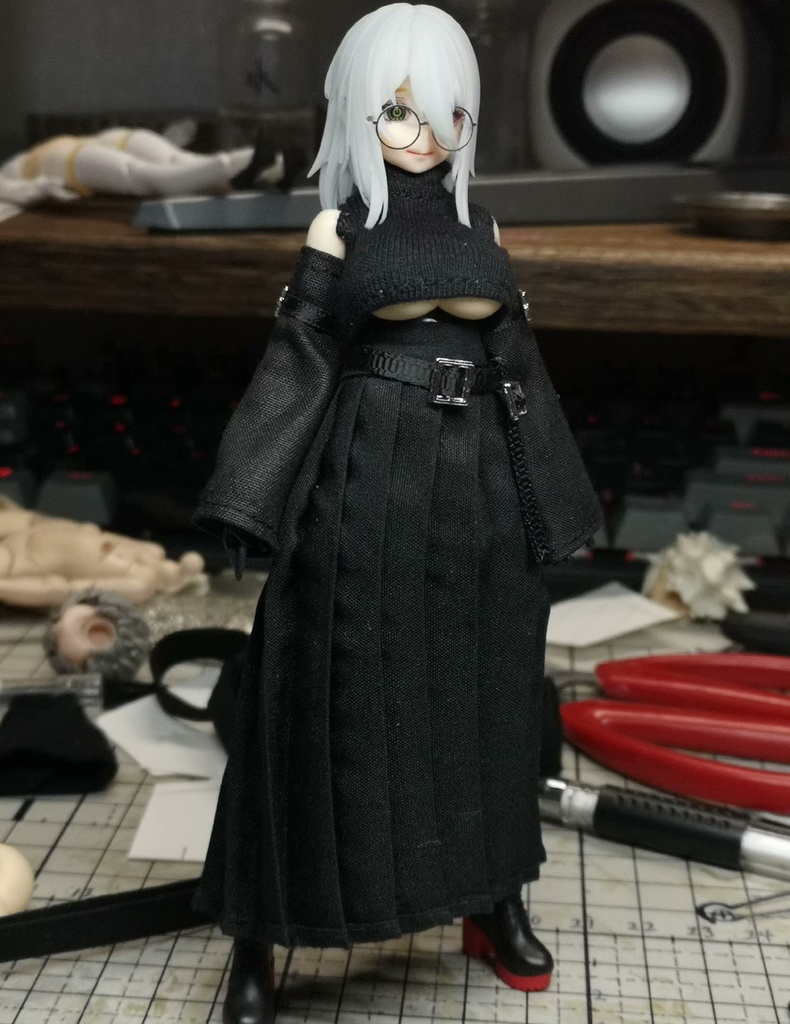 (W6)「1/12・ドール服」タートルネックベスト + 袖 + ロングスカート セット・メガミデバイス