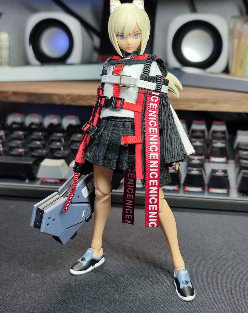 (W8)「1/12・ドール服」セーラー服 ＋ 機能服　セット・メガミデバイス
