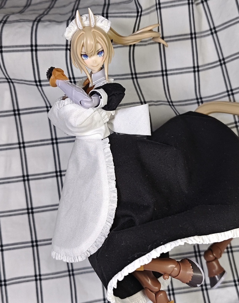 (W2)「1/12・ドール服」ウマ・メイド服