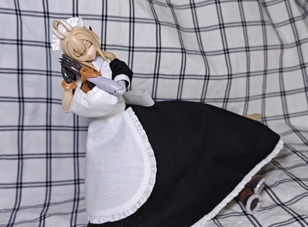 (W2)「1/12・ドール服」ウマ・メイド服