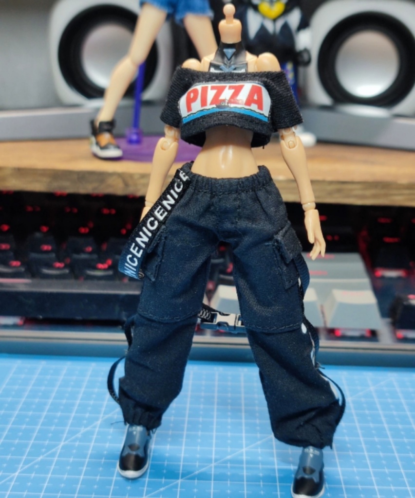 「1/12・ドール服」ストリートワークウェア・メガミデバイス