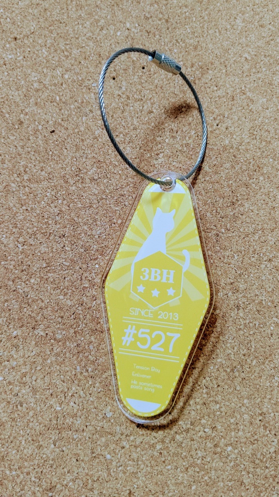 モーテルキー風アクリルキーホルダー