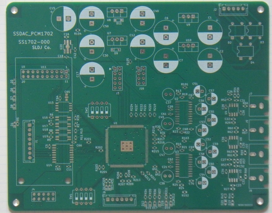 PCM1704採用16倍24bitマルチビットスーパーサンプリングDAC基板