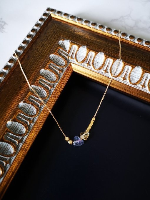 エメアゼイメージ首装備