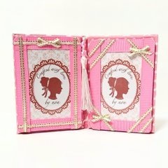 自立する ブック型カードケース カード2枚用