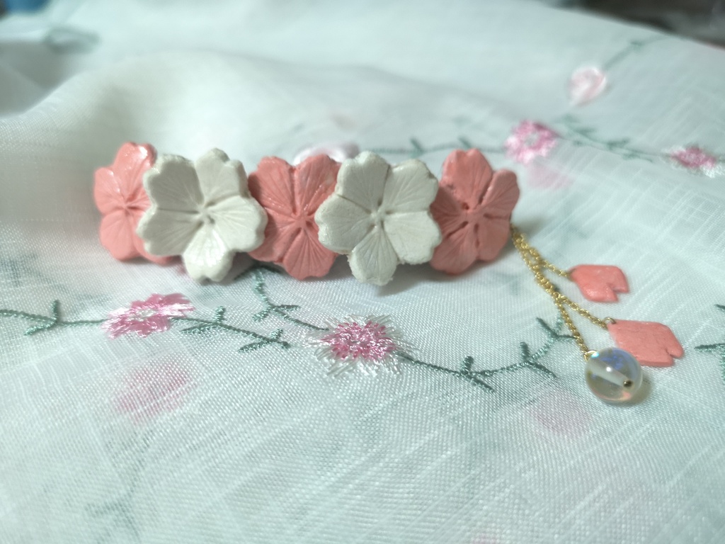 桜の雨(バレッタ)