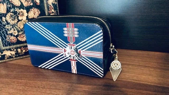 【ボックスポーチ】勲章シリーズ