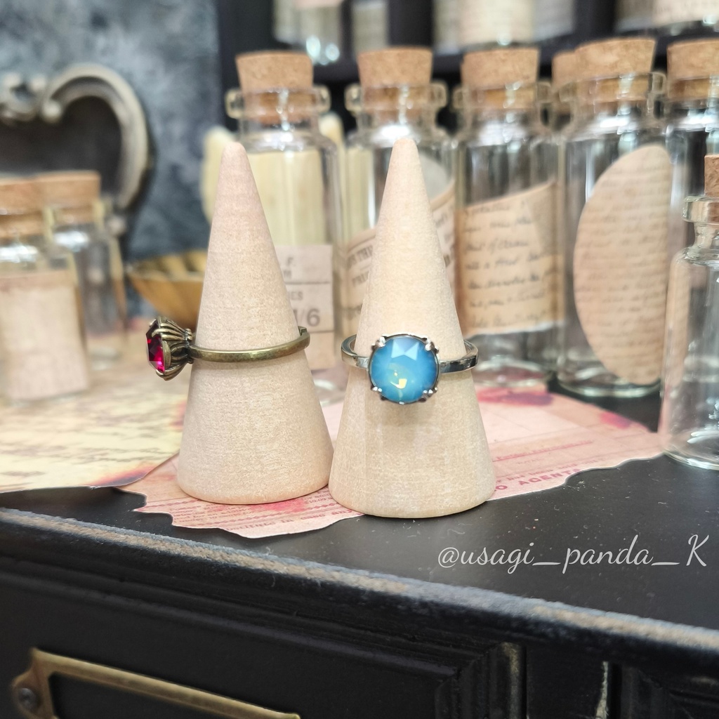 〈恋と深空〉大きめスワロフスキーリング