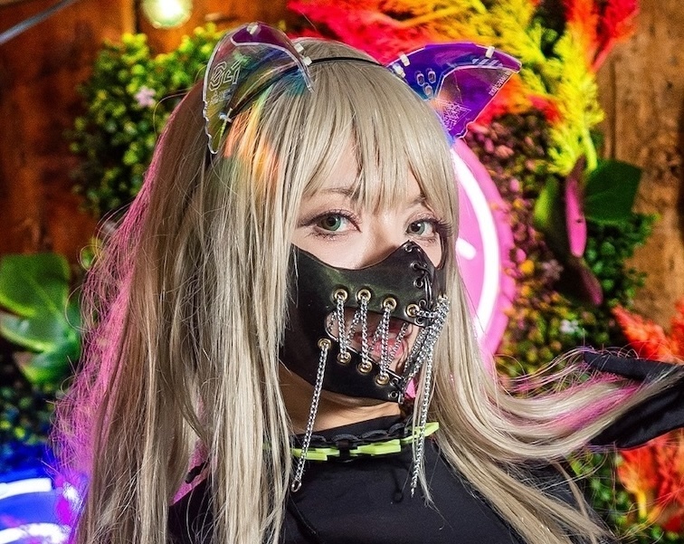 11/30までSALE【CHSP】中央町戦術工芸＆全身タイツ写真集「スポーティ or クリンギィ」