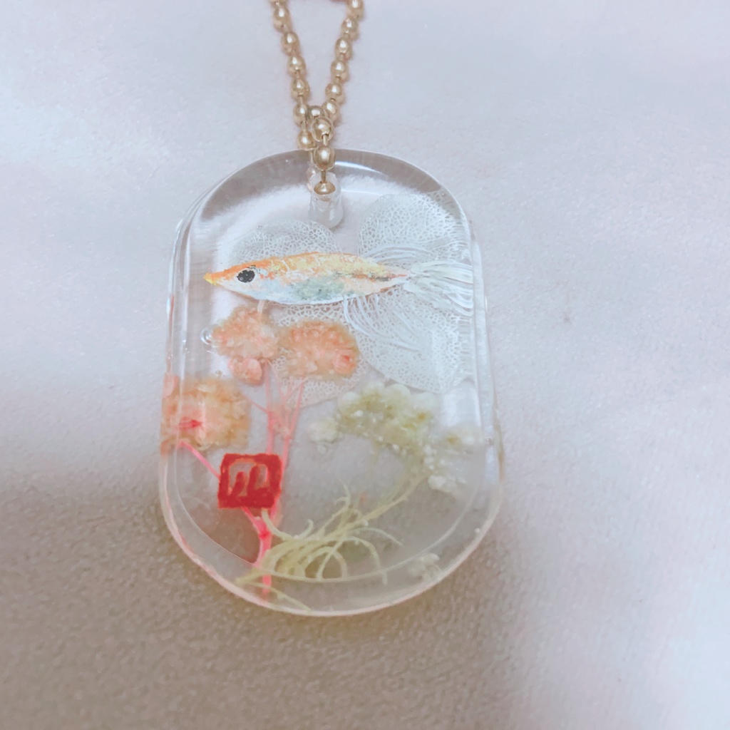 生き物キーホルダー・メダカ