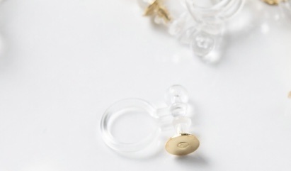 推しカラーを纏う耳飾り