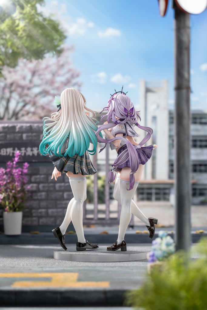 制服姿のホタル スターレイル