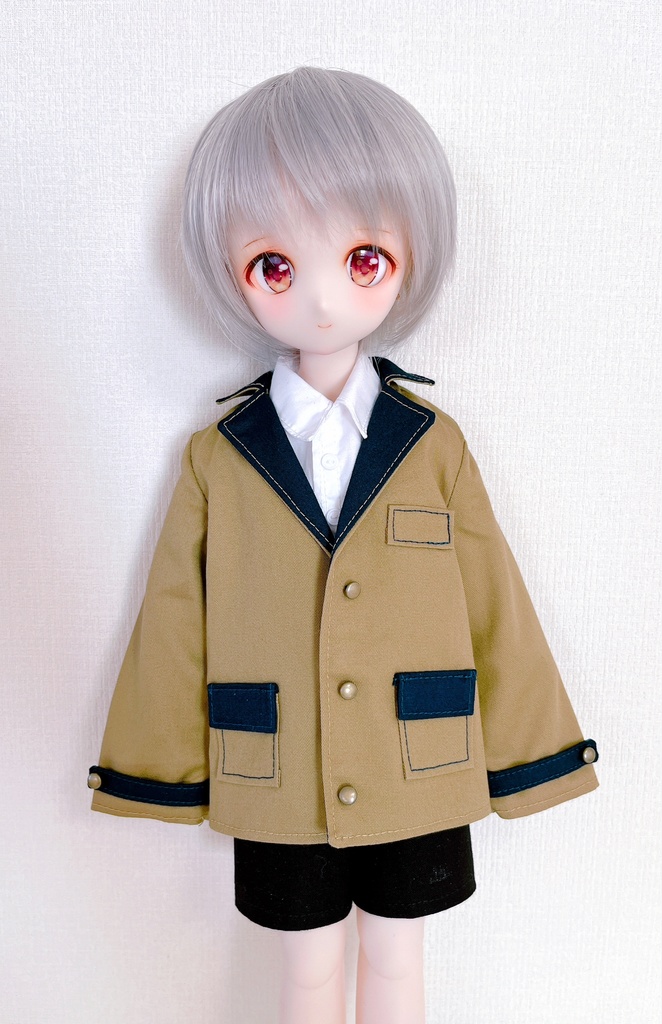 ベージュ×ネイビー　ジャケット