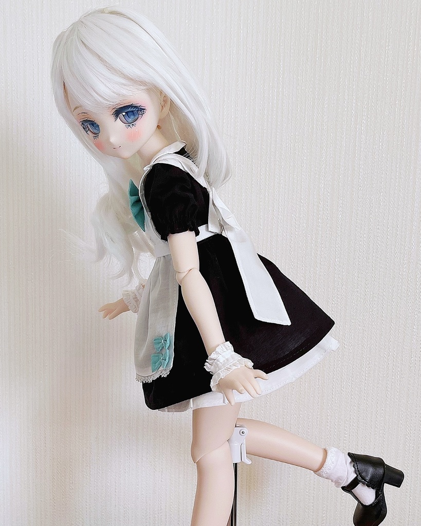 ターコイズブルーリボンが可愛いメイド服セット