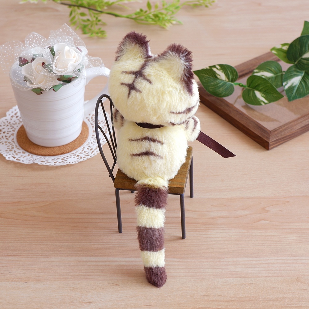 A トラネコさん、B 白虎ネコさん