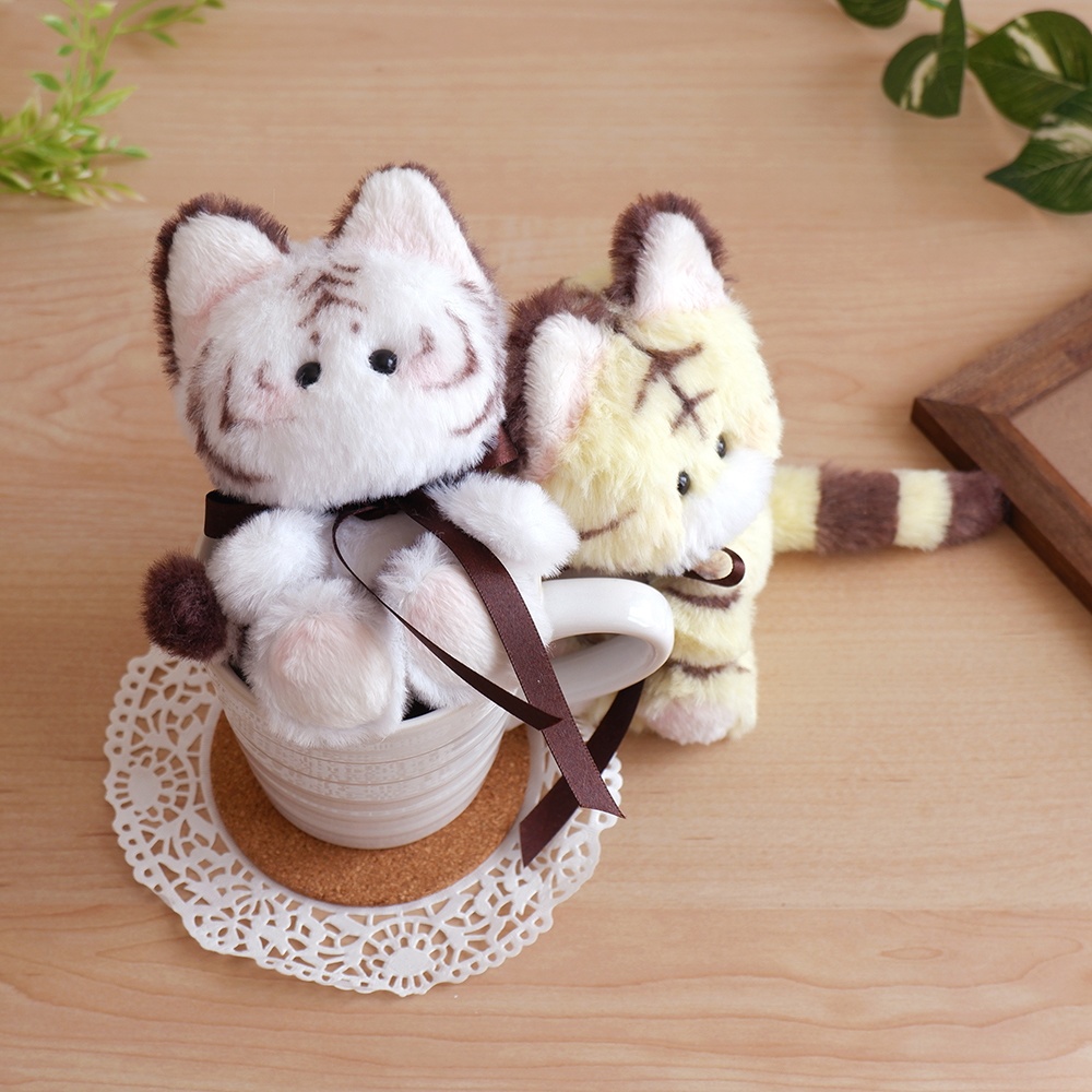 A トラネコさん、B 白虎ネコさん