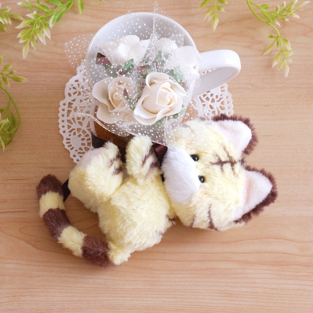 A トラネコさん、B 白虎ネコさん