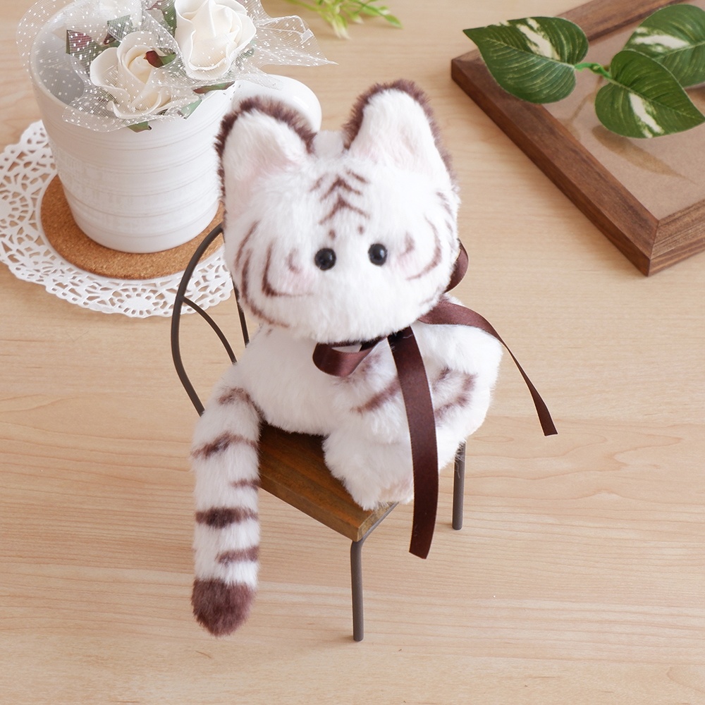 A トラネコさん、B 白虎ネコさん