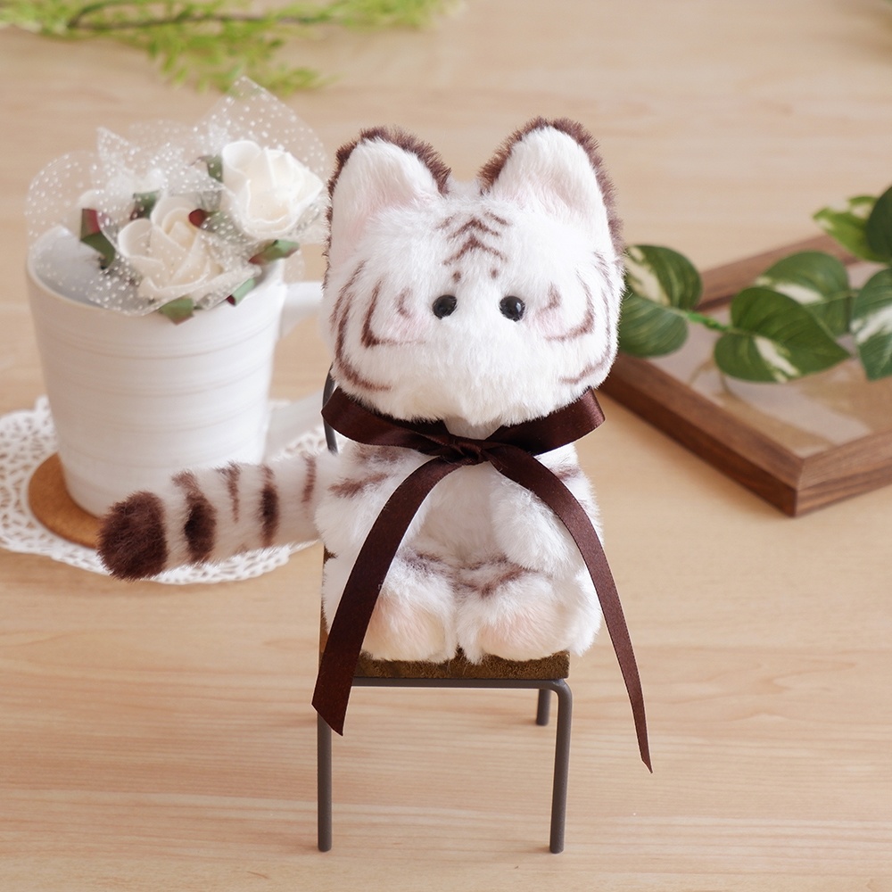 A トラネコさん、B 白虎ネコさん