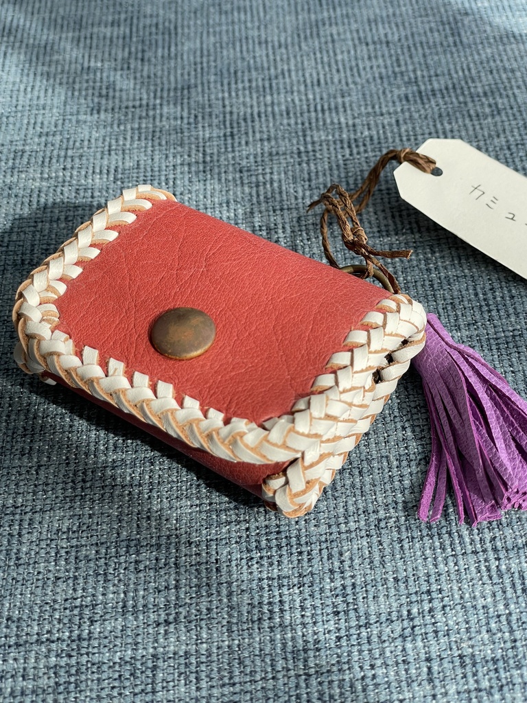 コインケース【赤に白縁取り、紫タッセル】