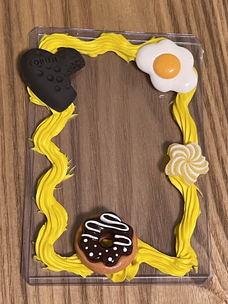 トレカデコ・目玉焼き