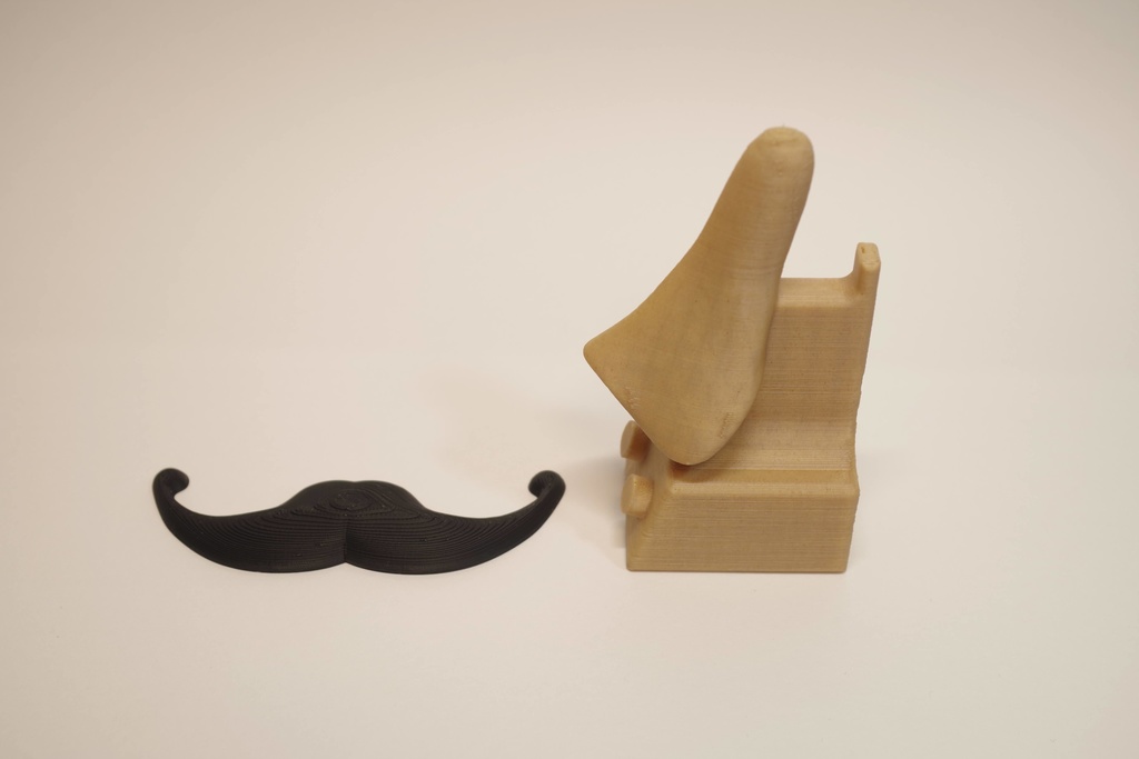 #14 ハズしているときも眼鏡らしく~眼鏡スタンド~