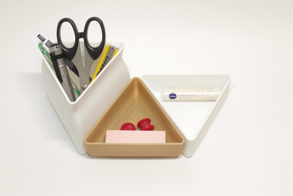 #18 ❆冬の新作ペン立て祭り❆ いろんな文具をひとまとめ~文具ポッド(トライアングルタイプ)~