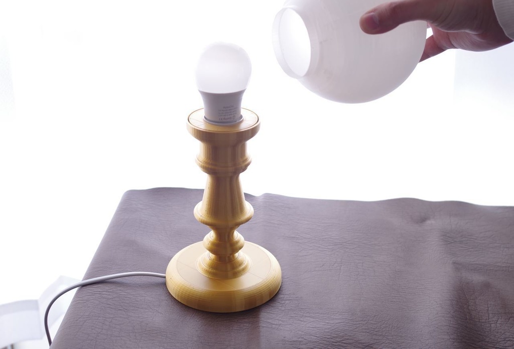 #28 アンティーク風ランプ(スタンドタイプ)