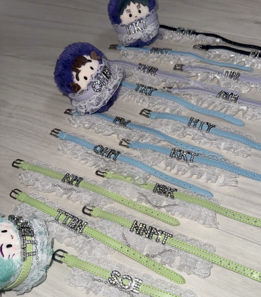 レザーブレスレット