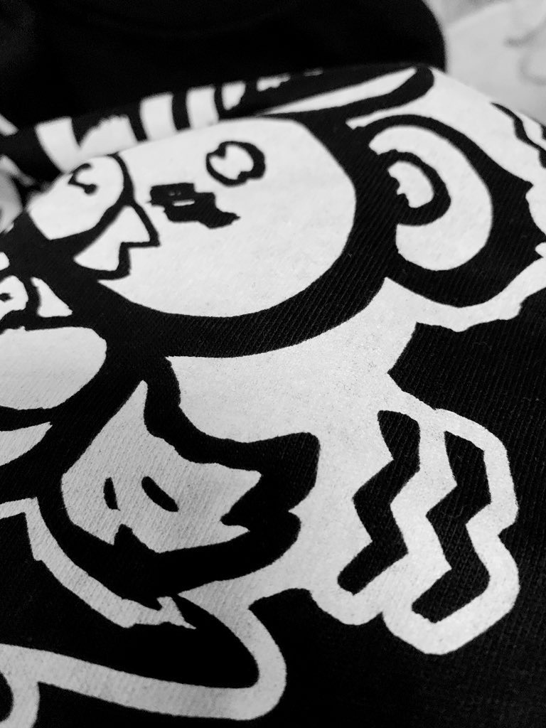 Tシャツ「Ask him!」 #トロルズ