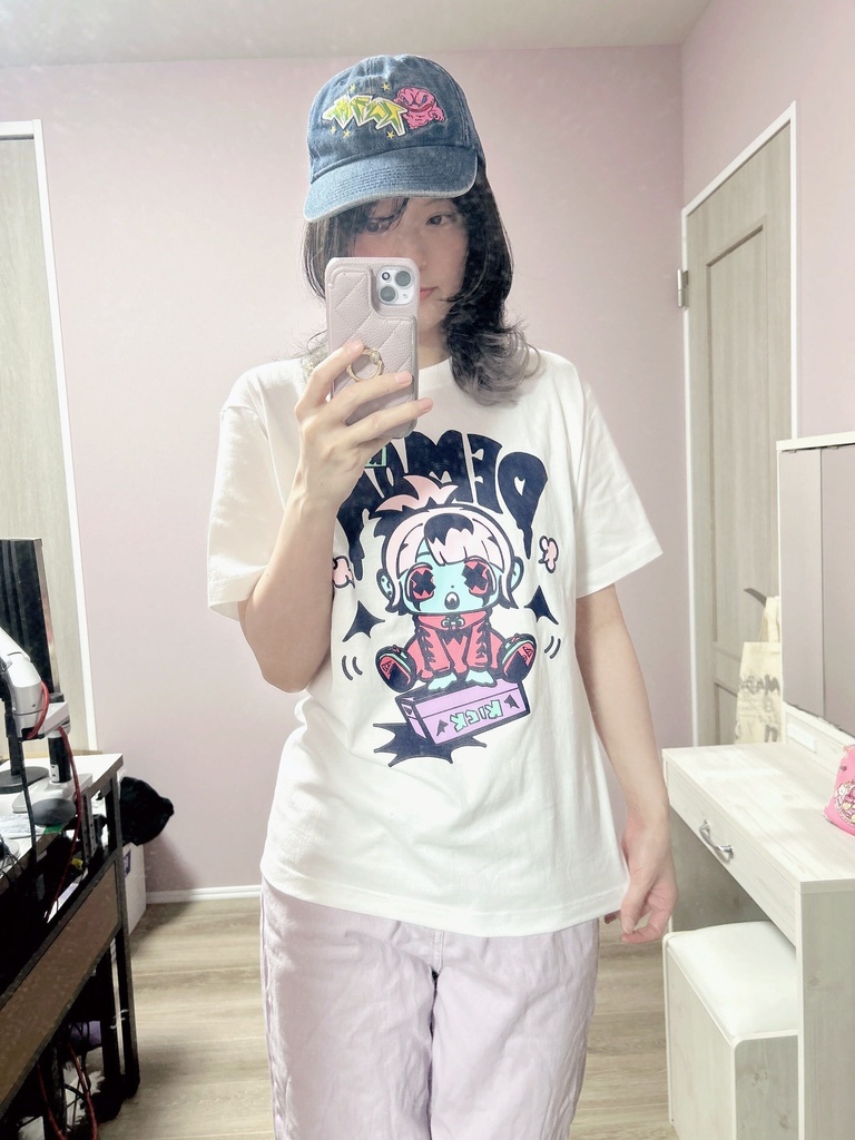 DEMON KICK-chan Tee (White)【magodesu × NukuiYuko】