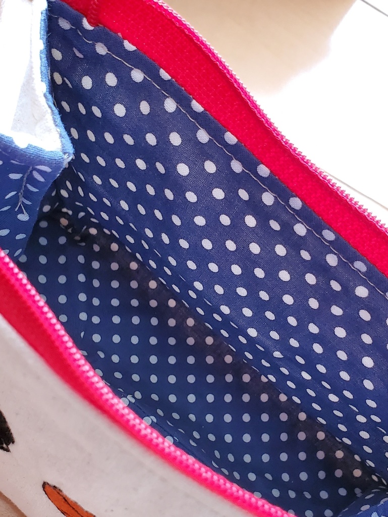 SD刺繍ポーチ(立体)