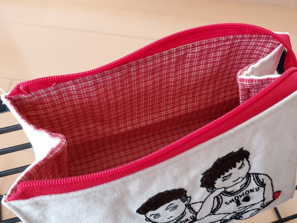 SD刺繍ポーチ(立体)