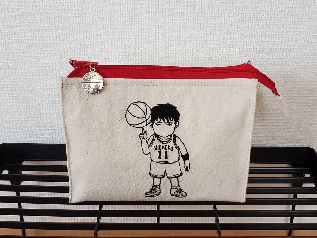 SD刺繍ポーチ(立体)